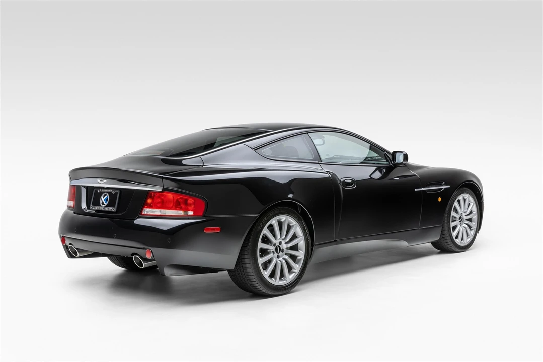 2003 Aston Martin Vanquish 1st Gen - Image 16 of 31