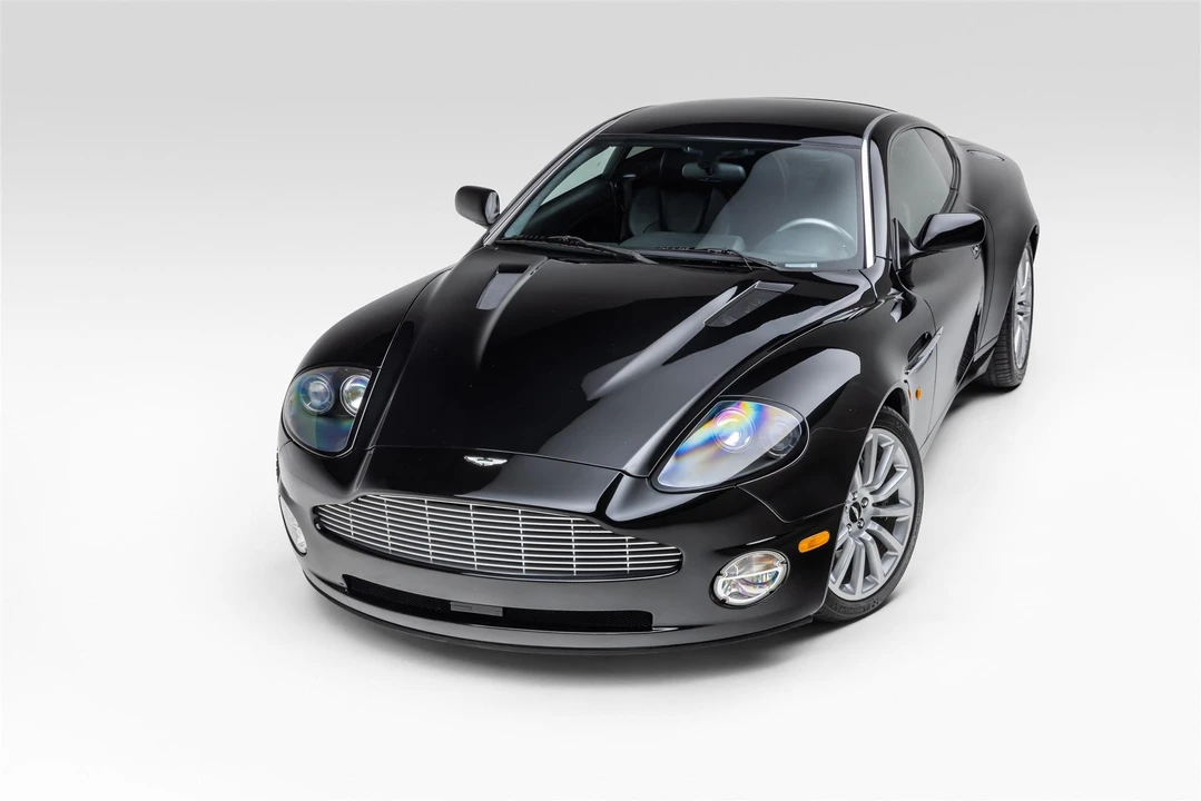 2003 Aston Martin Vanquish 1st Gen - Image 2 of 31