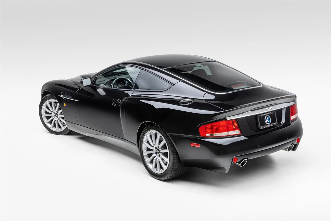2003 Aston Martin Vanquish 1st Gen - Image 10 of 31