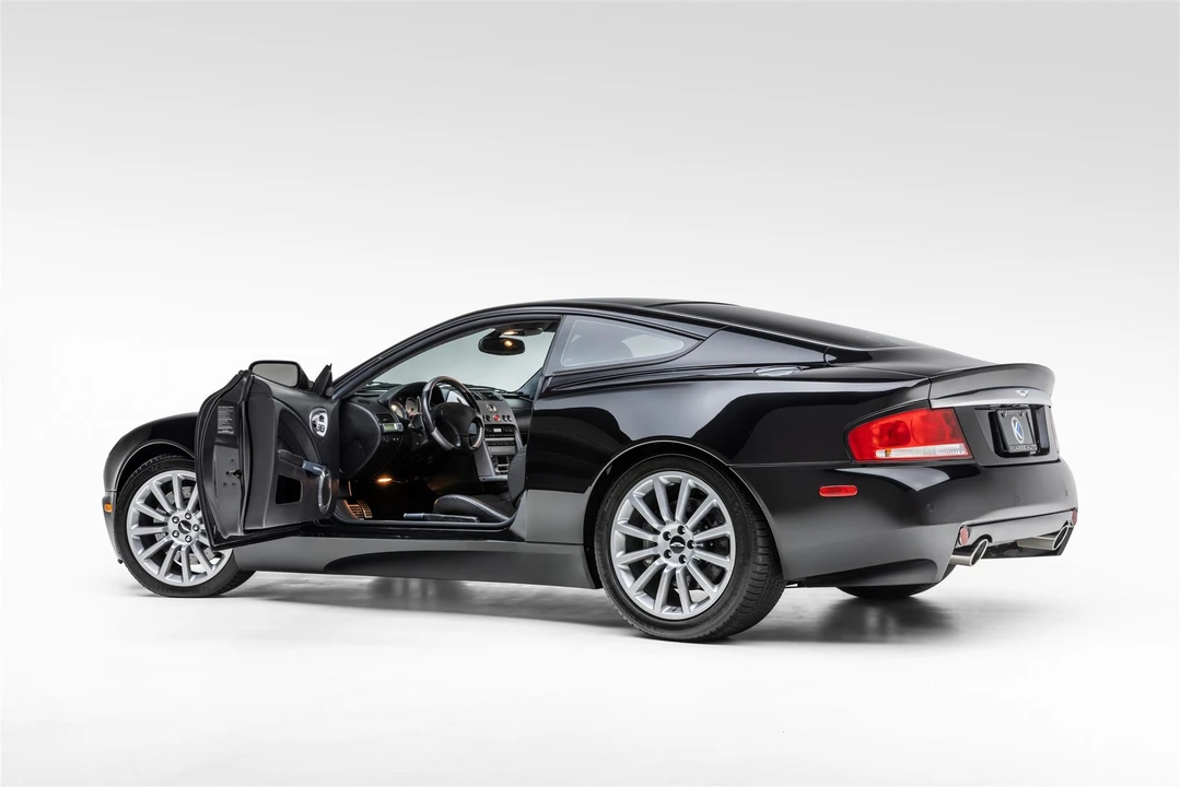 2003 Aston Martin Vanquish 1st Gen - Image 9 of 31