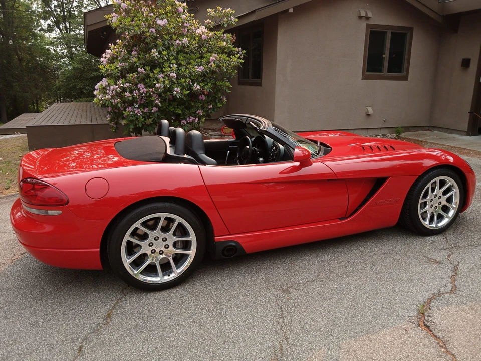 2003 Dodge Viper 3rd Gen - Image 16 of 31