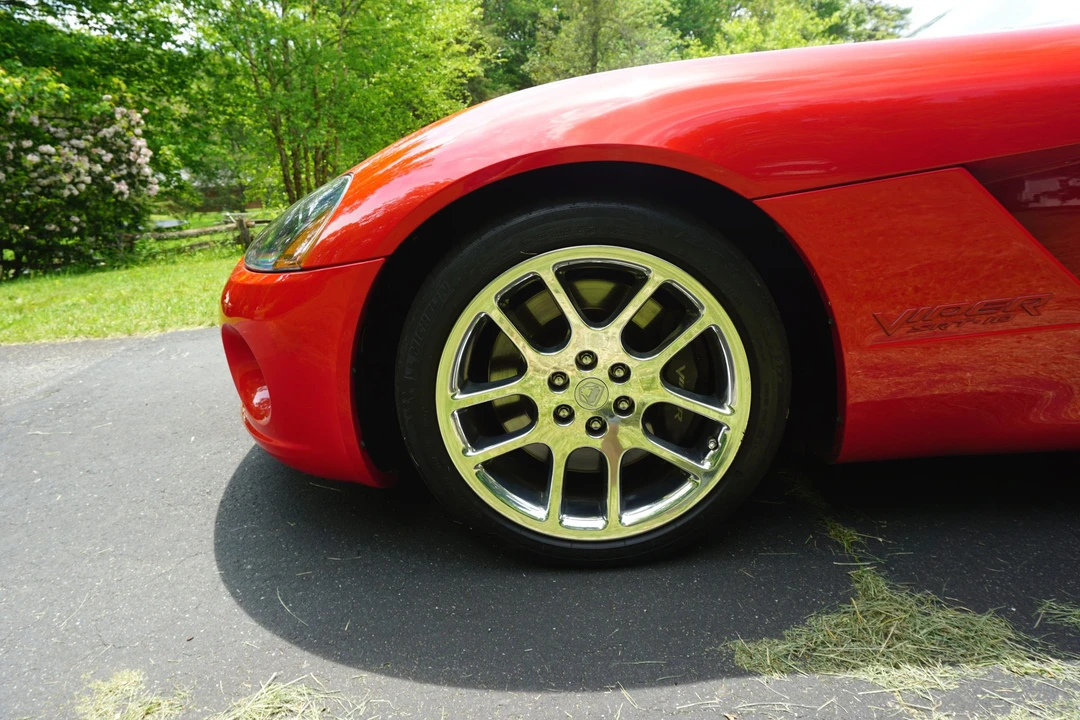 2003 Dodge Viper 3rd Gen - Image 28 of 31