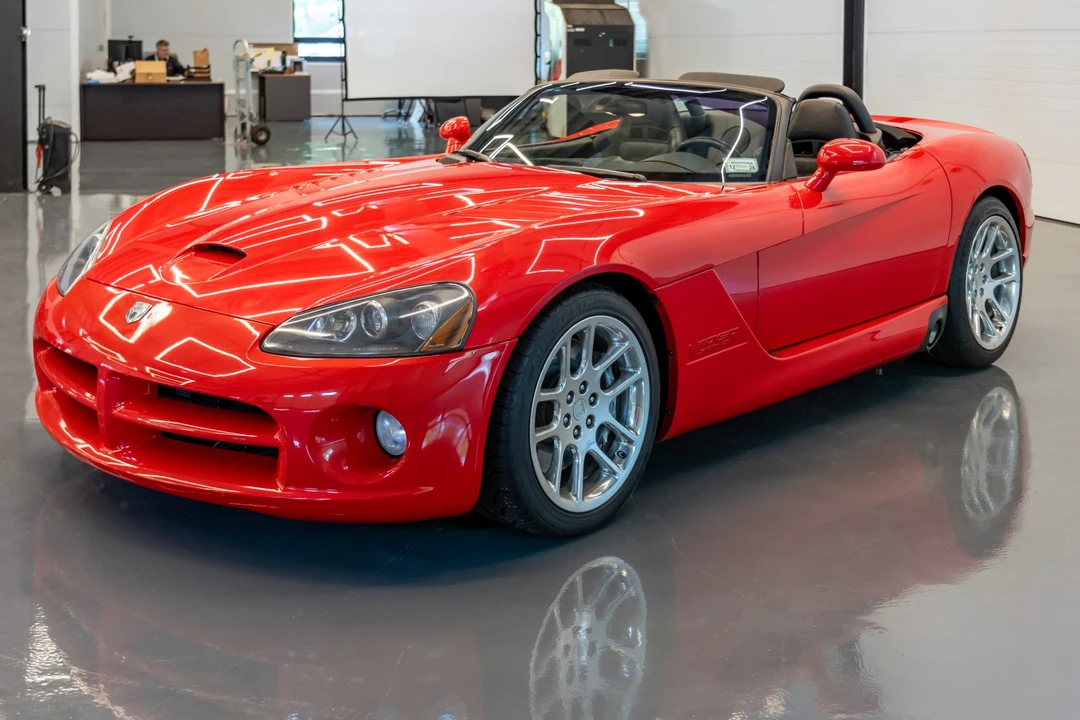 2003 Dodge Viper 3rd Gen - Image 2 of 31