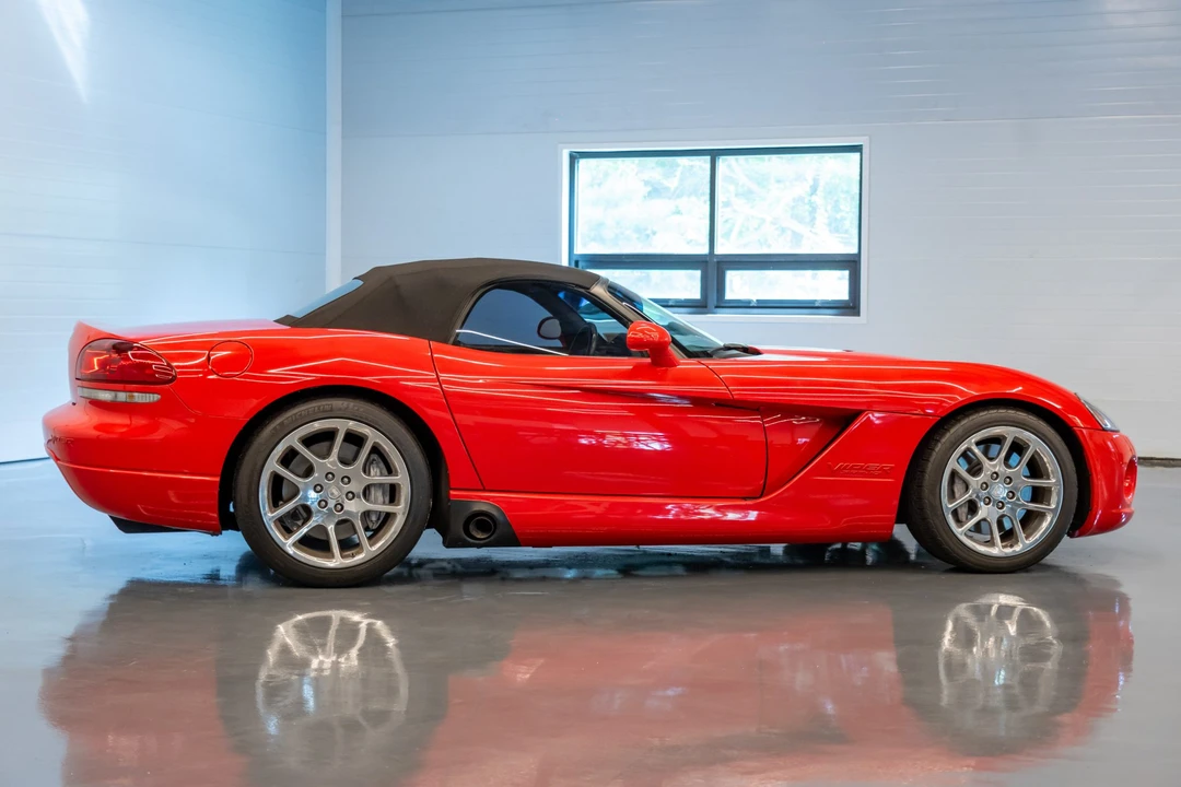 2003 Dodge Viper 3rd Gen - Image 13 of 31