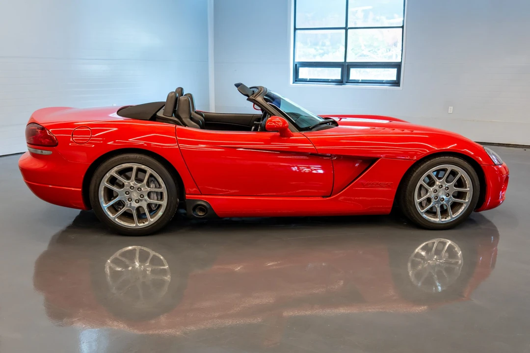 2003 Dodge Viper 3rd Gen - Image 5 of 31