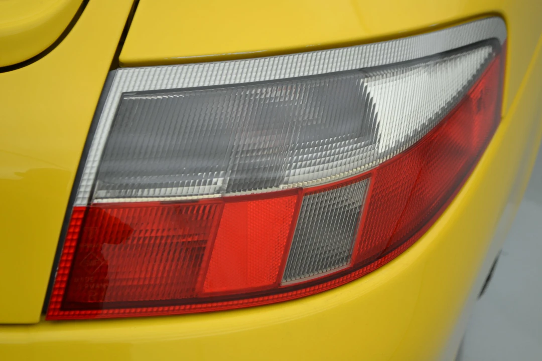 2003 Porsche 996 Carrera - Image 25 of 31