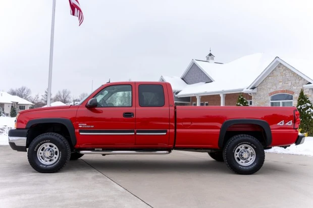 2004 Chevrolet Silverado Heavy Duty 1st Gen - Image 3 of 8