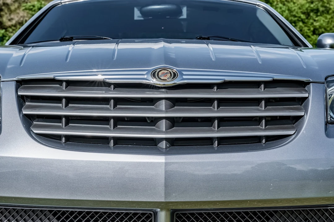 2004 Chrysler Crossfire - Image 18 of 31