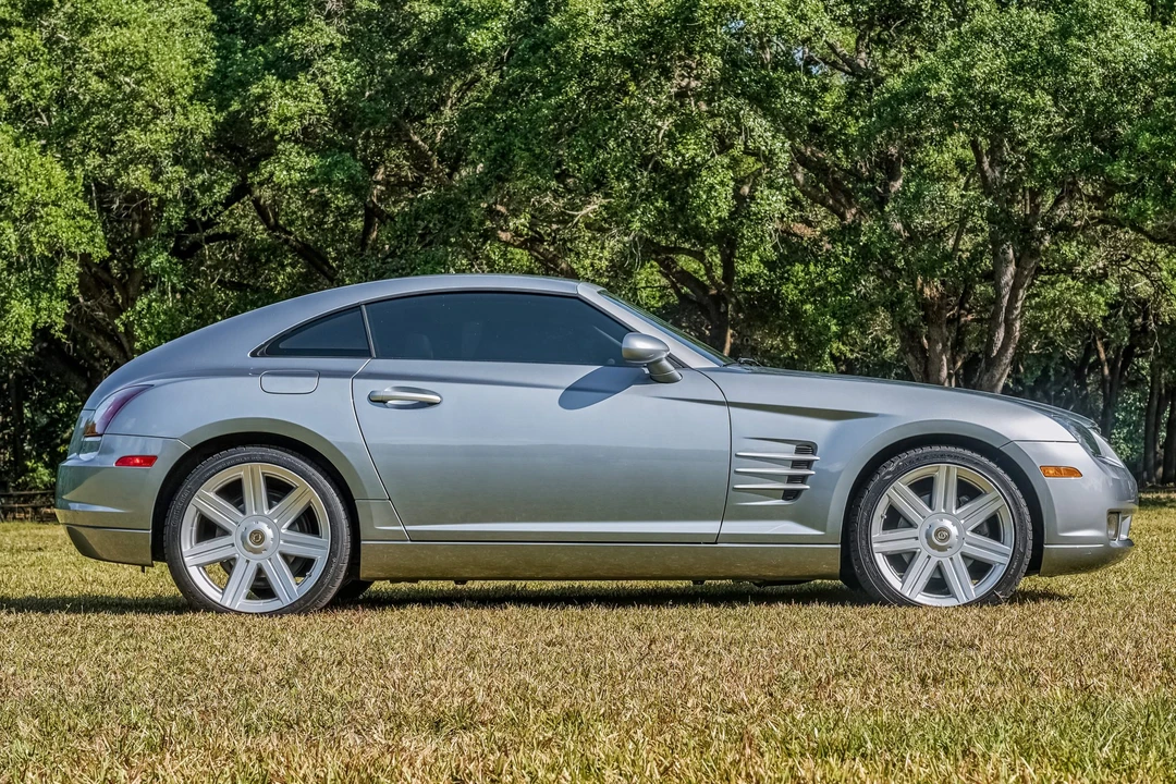 2004 Chrysler Crossfire - Image 10 of 31