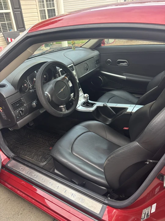 2004 Chrysler Crossfire - Image 20 of 31