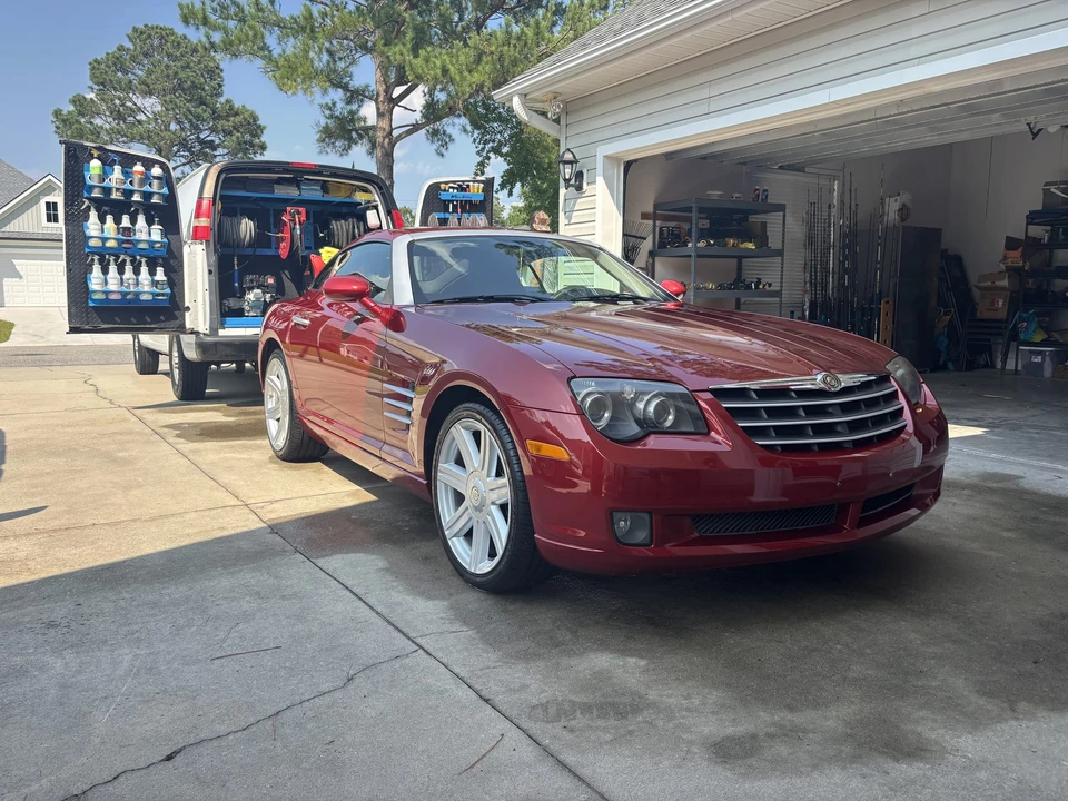 2004 Chrysler Crossfire - Image 2 of 31