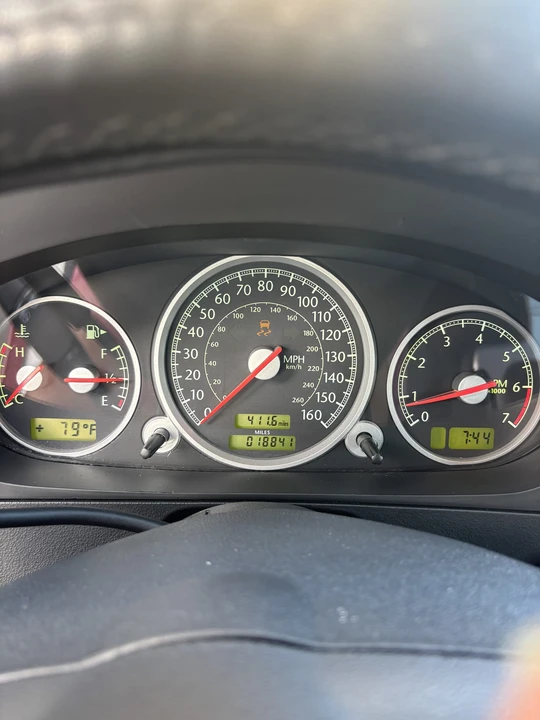 2004 Chrysler Crossfire - Image 21 of 31