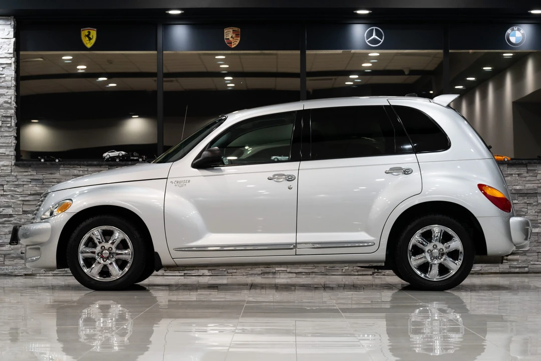 2004 Chrysler PT Cruiser - Image 16 of 31