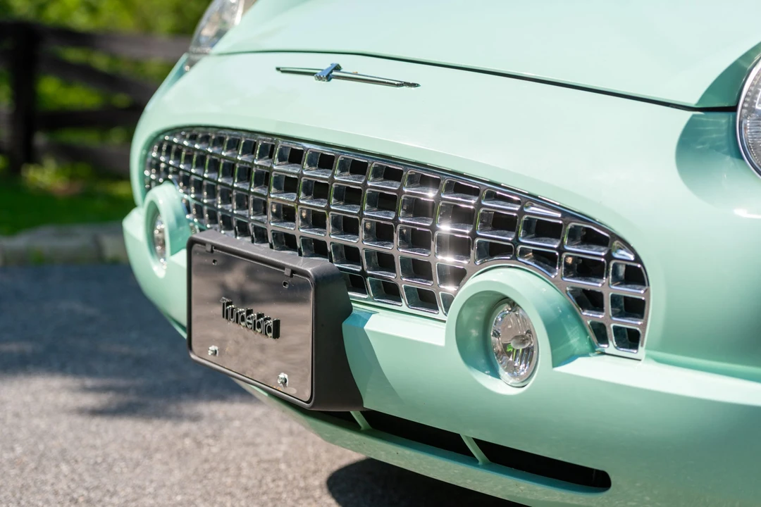 2004 Ford Thunderbird 11th Gen - Image 20 of 31