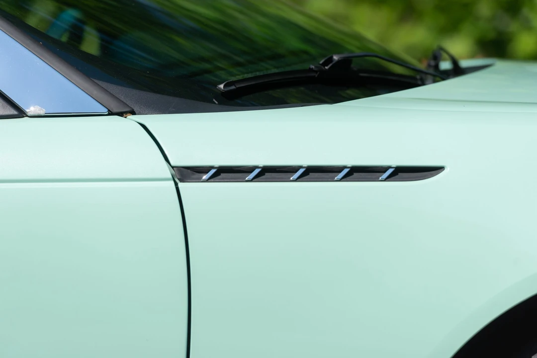 2004 Ford Thunderbird 11th Gen - Image 28 of 31