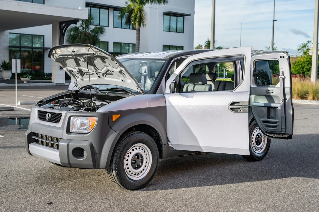 2004 Honda Element - Image 10 of 31
