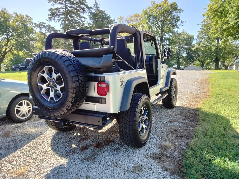 2004 Jeep TJ Wrangler - Image 20 of 31