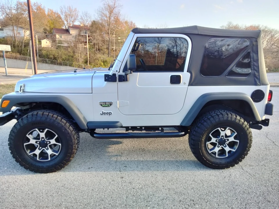 2004 Jeep TJ Wrangler - Image 14 of 31