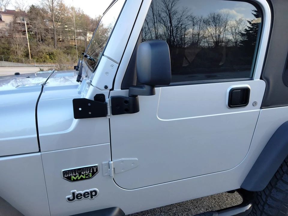 2004 Jeep TJ Wrangler - Image 23 of 31