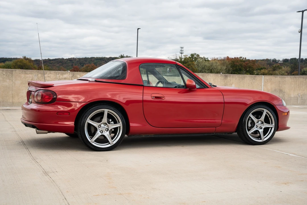 2004 Mazda NB Mazdaspeed MX-5 Miata - Image 12 of 31