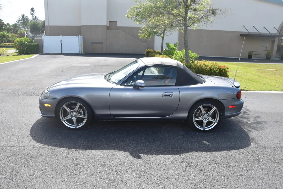 2004 Mazda NB Mazdaspeed MX-5 Miata - Image 10 of 31