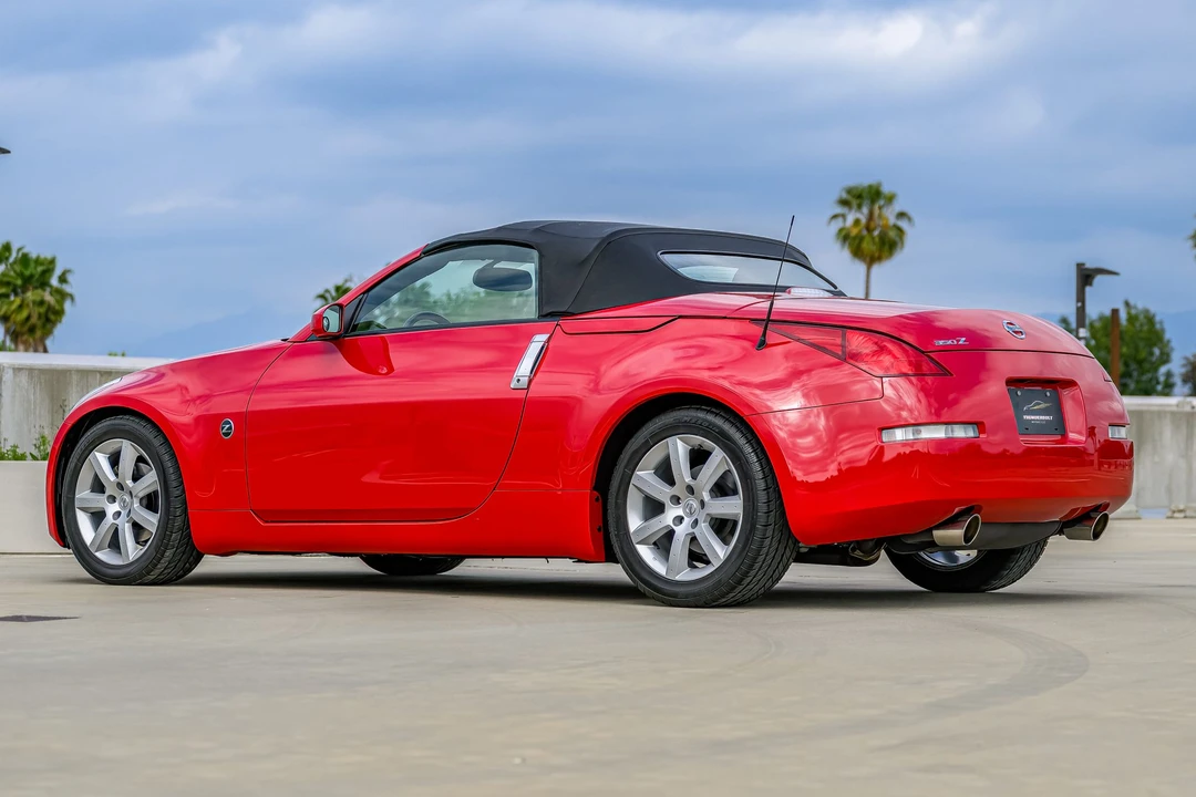 2004 Nissan 350Z 5th Gen - Image 17 of 31