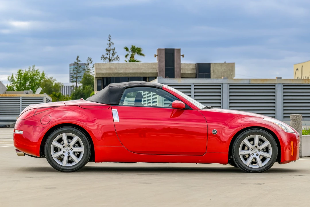 2004 Nissan 350Z 5th Gen - Image 19 of 31