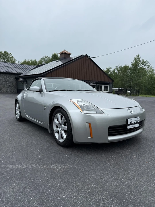 2004 Nissan 350Z 5th Gen - Image 19 of 31