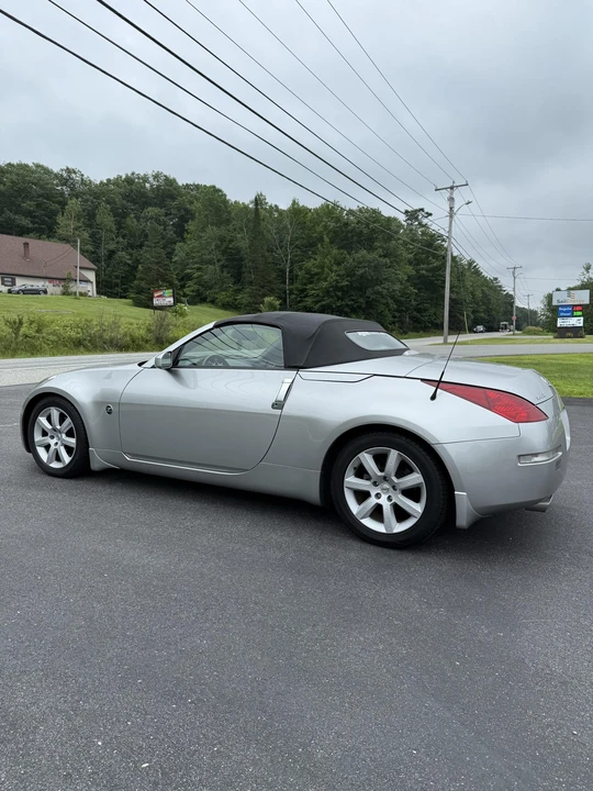 2004 Nissan 350Z 5th Gen - Image 11 of 31