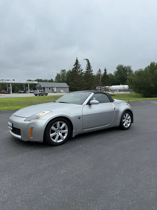 2004 Nissan 350Z 5th Gen - Image 9 of 31