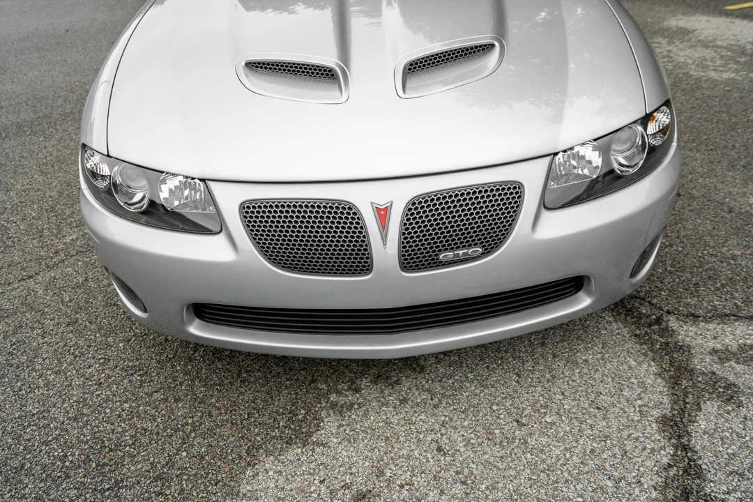 2004 Pontiac GTO 4th Gen - Image 9 of 31