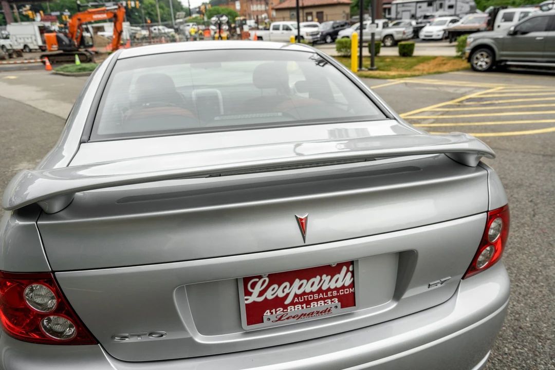 2004 Pontiac GTO 4th Gen - Image 15 of 31