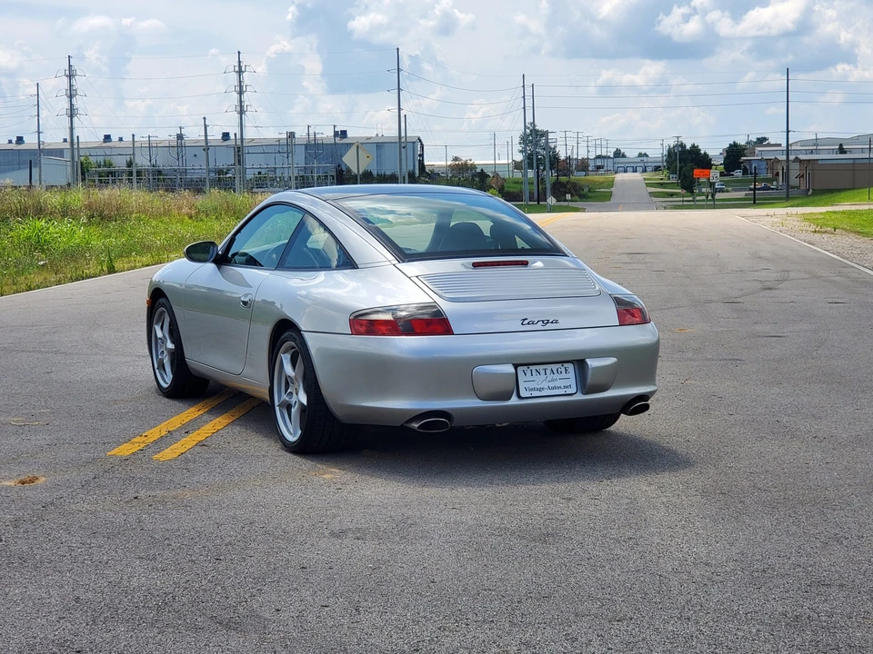 2004 Porsche 996 Carrera - Image 8 of 31