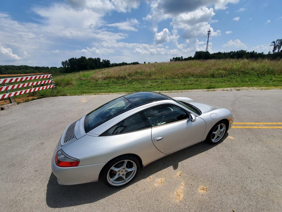 2004 Porsche 996 Carrera - Image 17 of 31