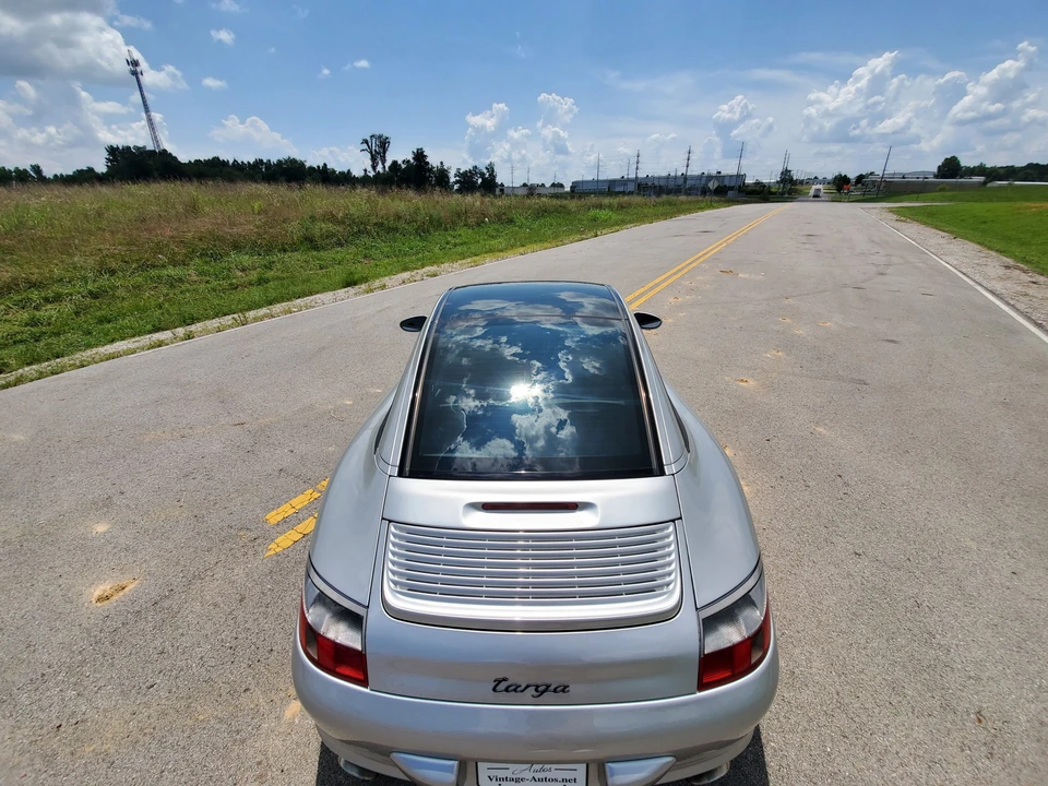 2004 Porsche 996 Carrera - Image 19 of 31