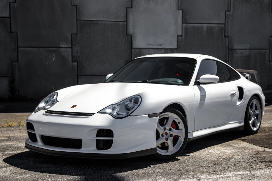 2004 Porsche 996 Turbo - Image 13 of 31