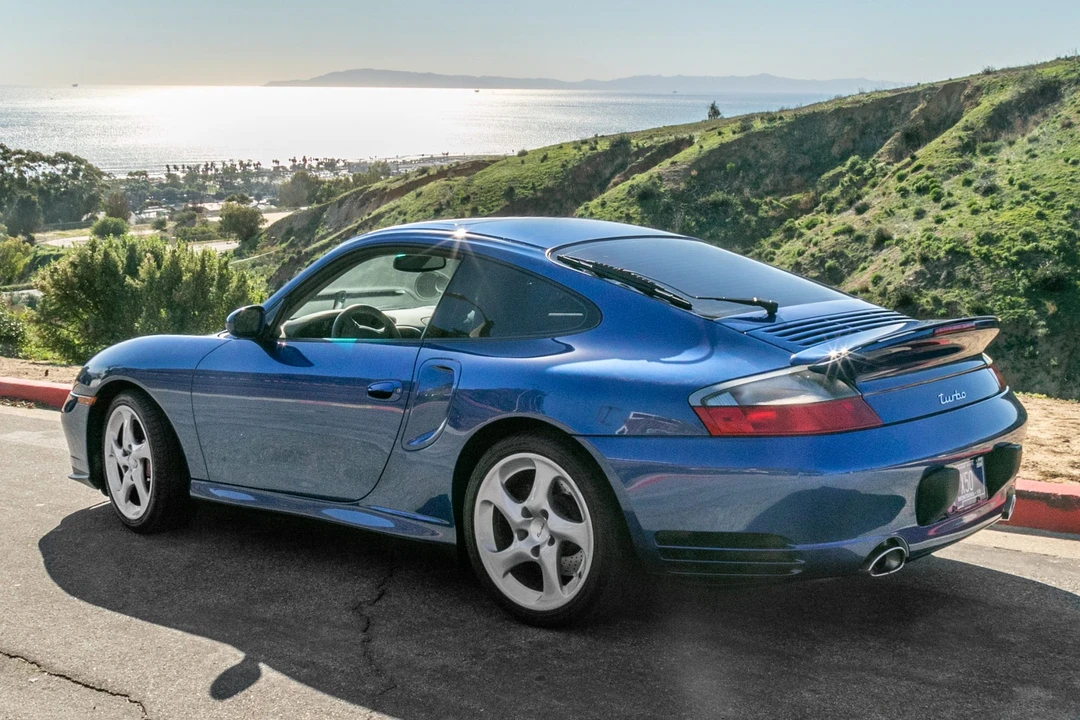 2004 Porsche 996 Turbo - Image 13 of 31