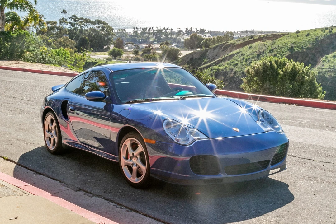 2004 Porsche 996 Turbo - Image 29 of 31