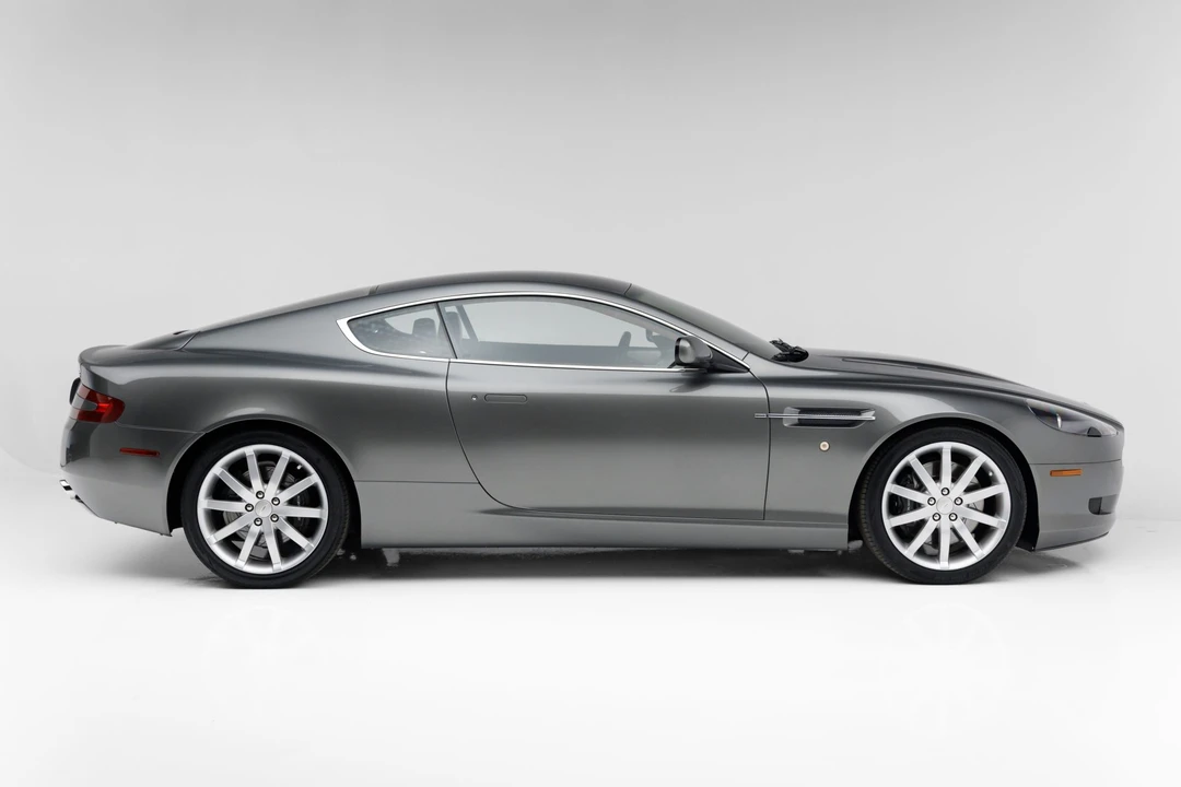 2005 Aston Martin DB9 - Image 9 of 31