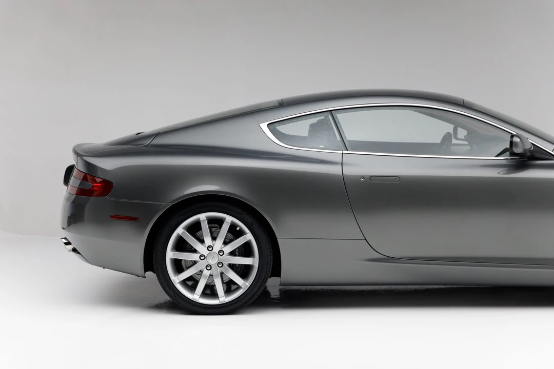 2005 Aston Martin DB9 - Image 13 of 31