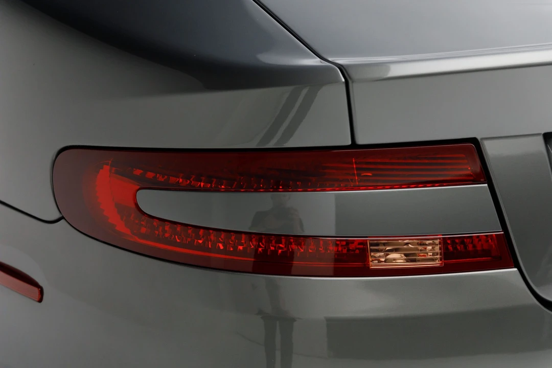2005 Aston Martin DB9 - Image 27 of 31