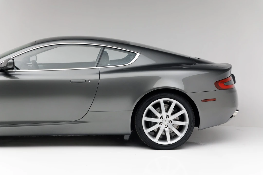 2005 Aston Martin DB9 - Image 12 of 31