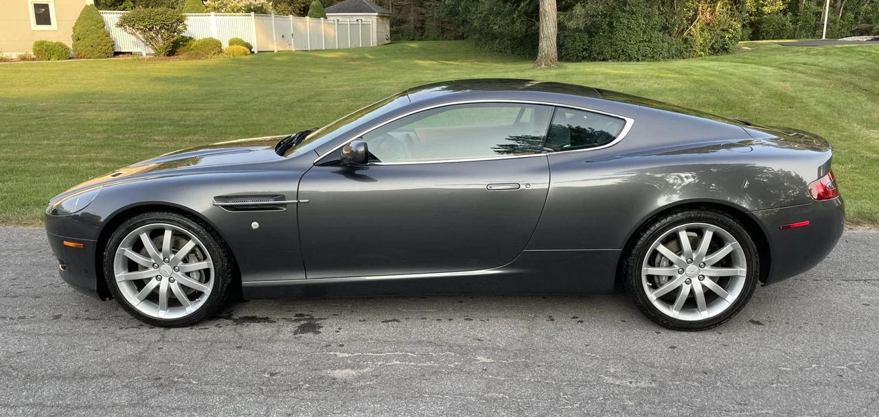 2005 Aston Martin DB9 - Image 17 of 31