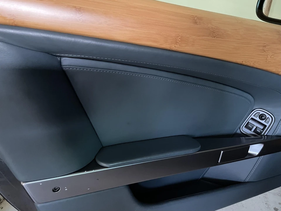 2005 Aston Martin DB9 - Image 31 of 31