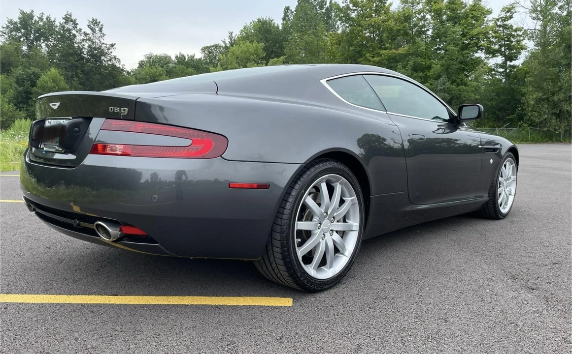 2005 Aston Martin DB9 - Image 9 of 31