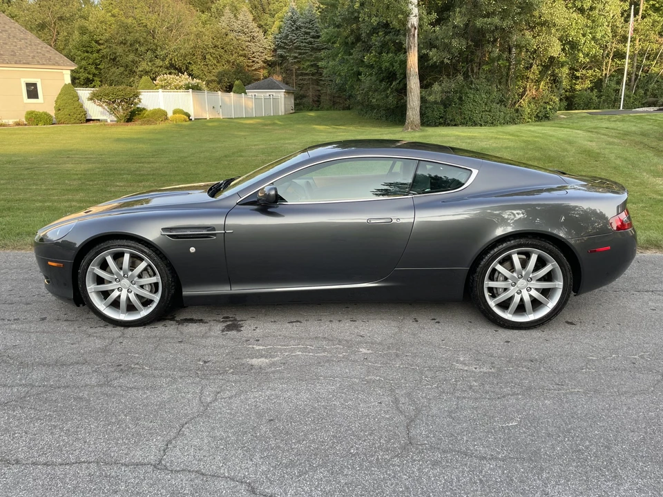 2005 Aston Martin DB9 - Image 16 of 31