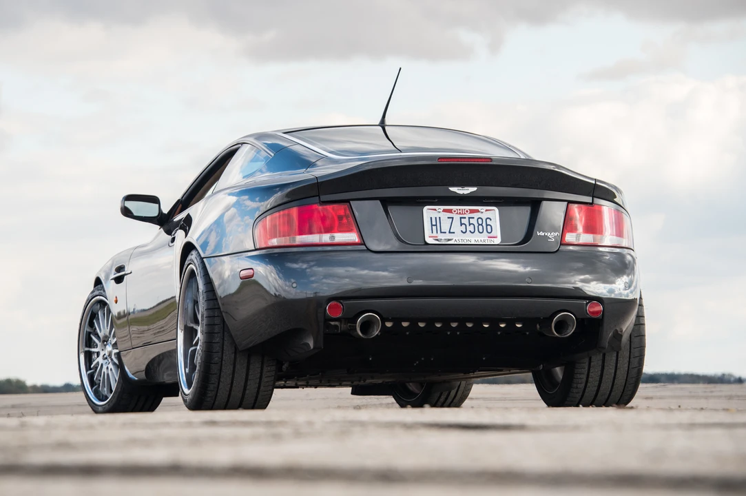 2005 Aston Martin Vanquish 1st Gen - Image 14 of 31