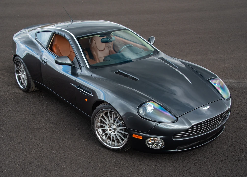 2005 Aston Martin Vanquish 1st Gen - Image 24 of 31
