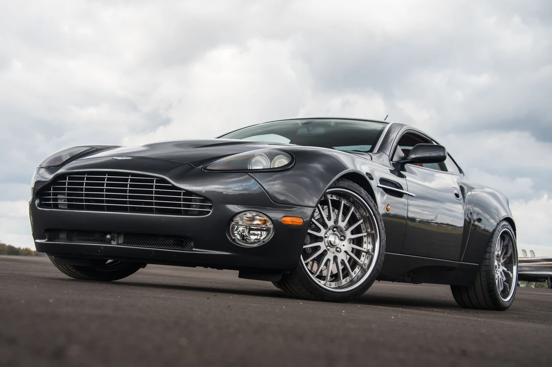 2005 Aston Martin Vanquish 1st Gen - Image 8 of 31