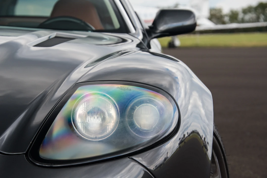 2005 Aston Martin Vanquish 1st Gen - Image 30 of 31